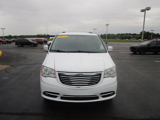 2014 Chrysler Town & Country Touring