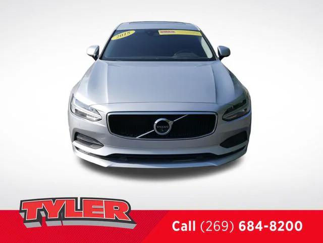 2018 Volvo S90 T6 Momentum