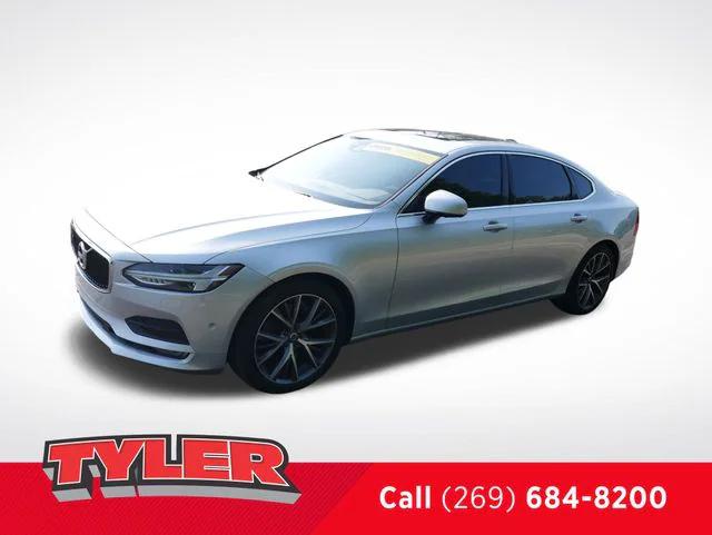 2018 Volvo S90 T6 Momentum