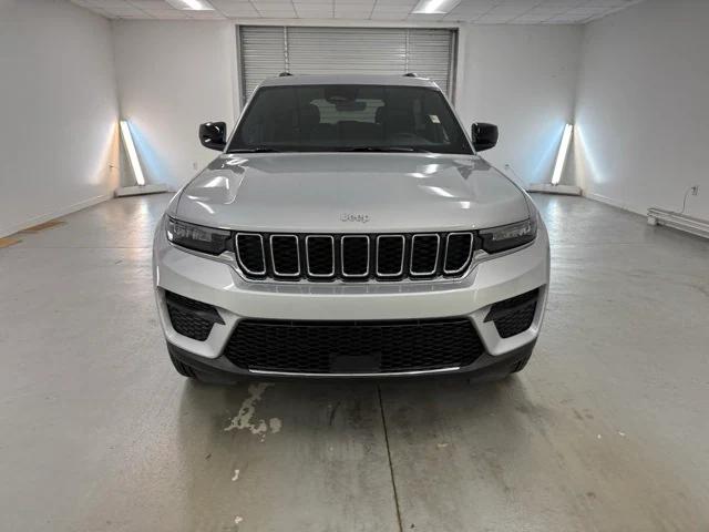 2025 Jeep Grand Cherokee GRAND CHEROKEE LAREDO X 4X2