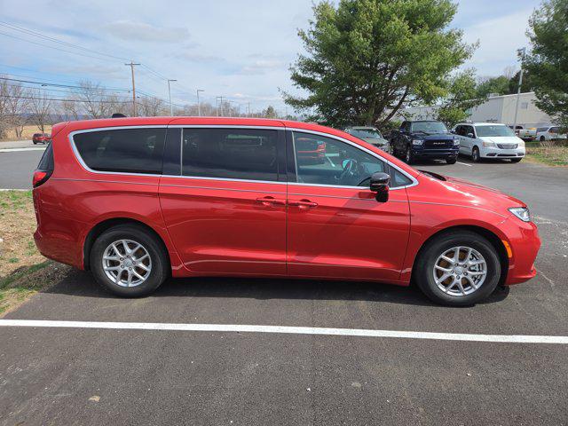 2025 Chrysler Pacifica PACIFICA SELECT