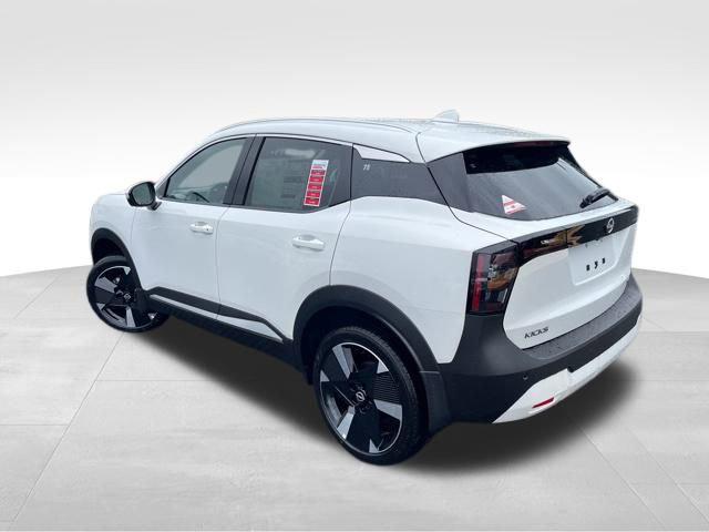2025 Nissan Kicks SR FWD