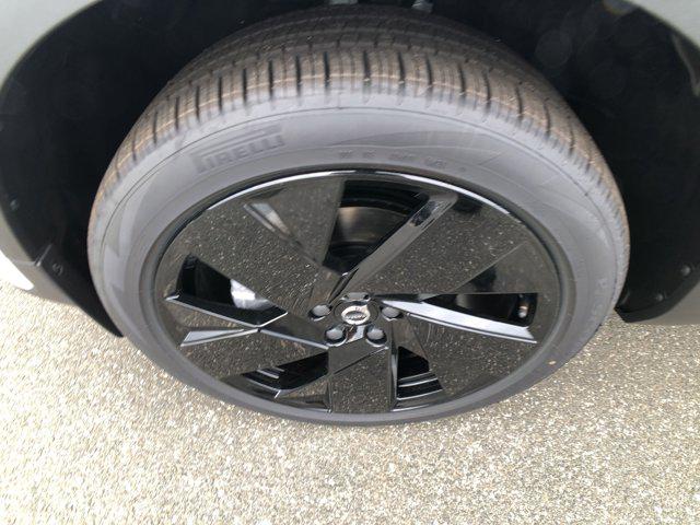 2026 Volvo XC40 B5 Ultra Black Edition