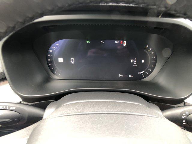 2026 Volvo XC40 B5 Ultra Black Edition