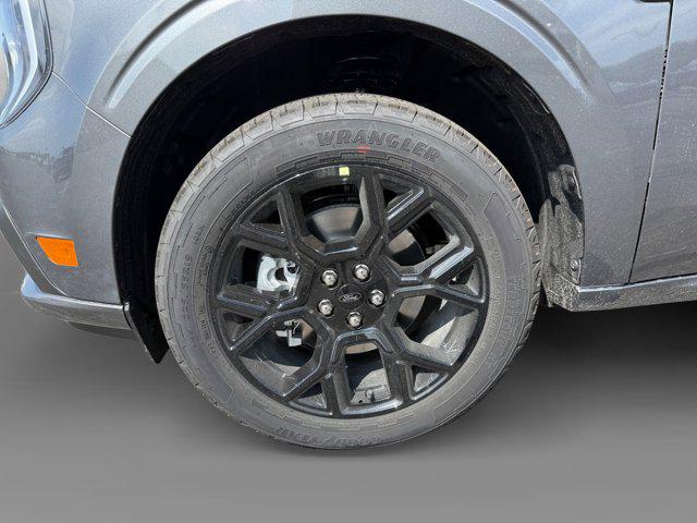 2025 Ford Maverick Lobo Standard