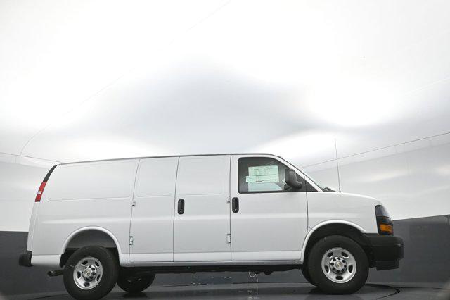 2025 Chevrolet Express Cargo Van RWD 2500 Regular Wheelbase WT