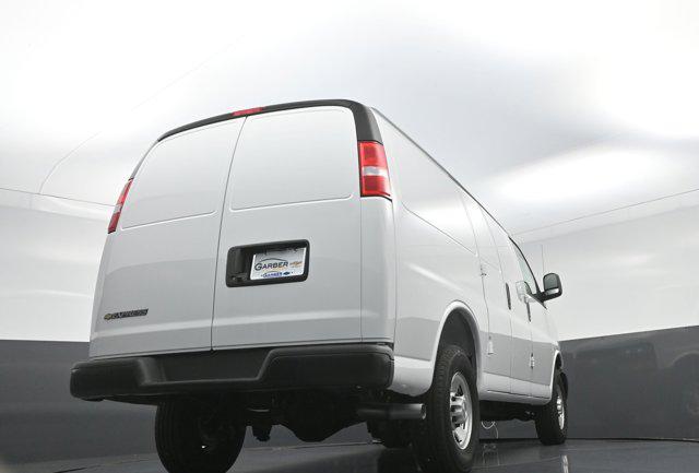 2025 Chevrolet Express Cargo Van RWD 2500 Regular Wheelbase WT