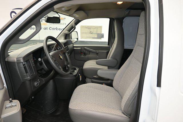2025 Chevrolet Express Cargo Van RWD 2500 Regular Wheelbase WT