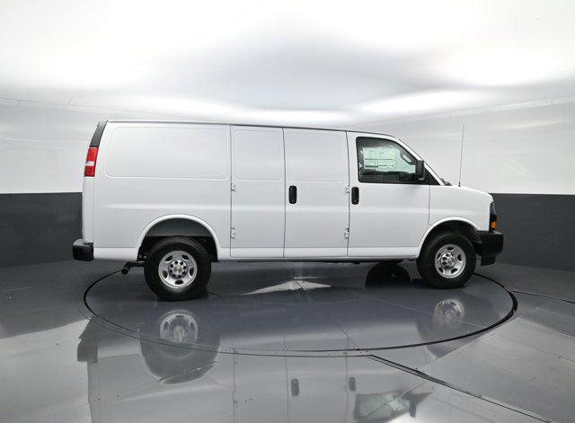 2025 Chevrolet Express Cargo Van RWD 2500 Regular Wheelbase WT