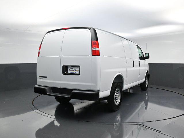 2025 Chevrolet Express Cargo Van RWD 2500 Regular Wheelbase WT