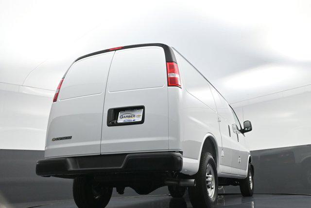 2025 Chevrolet Express Cargo Van RWD 2500 Regular Wheelbase WT