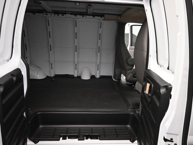 2025 Chevrolet Express Cargo Van RWD 2500 Regular Wheelbase WT