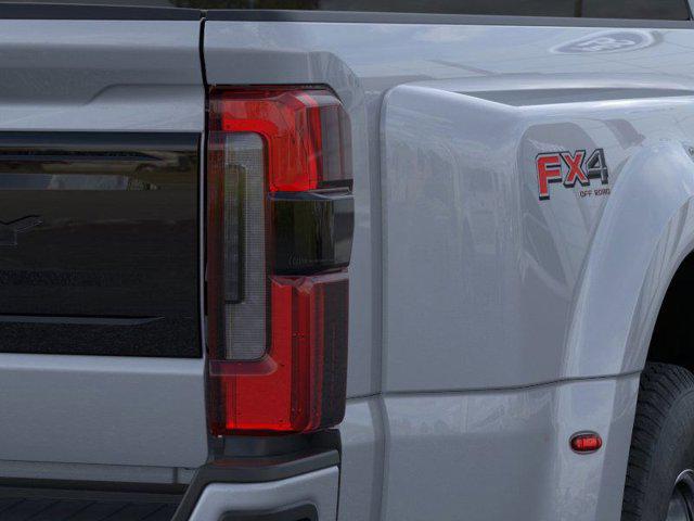 2025 Ford F-350 XLT