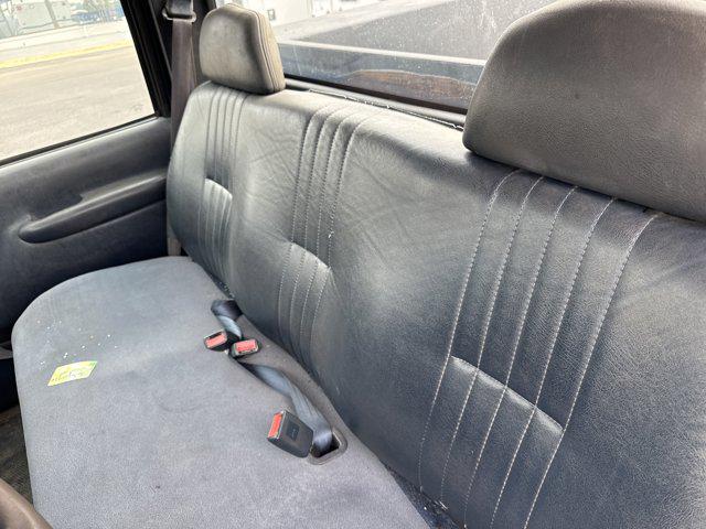 2000 Chevrolet IS 250 LS