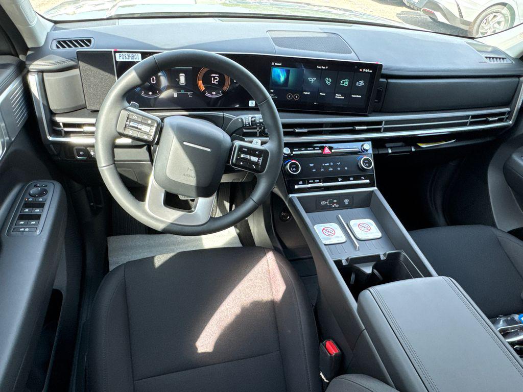 New 2026 Gray HYUNDAI SE image 14