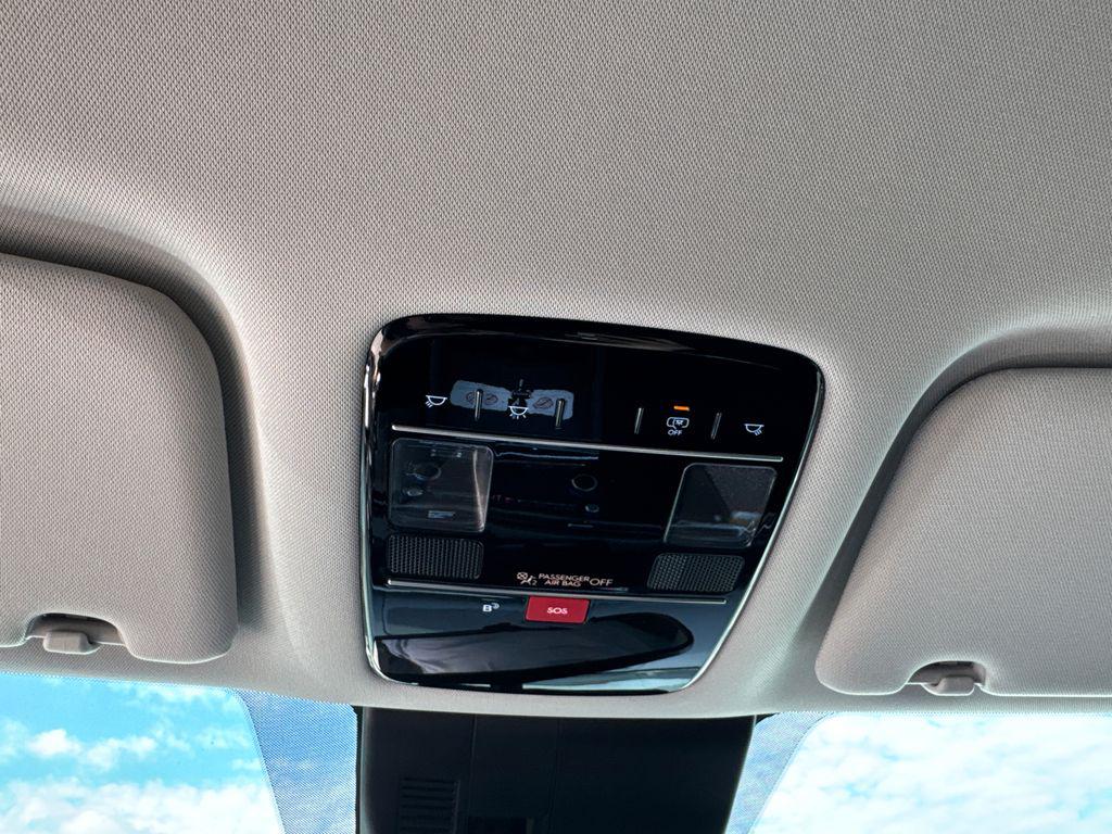 New 2026 Gray HYUNDAI SE image 20