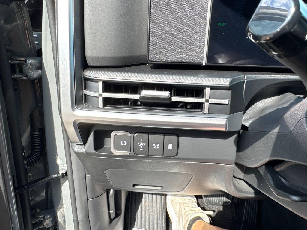 New 2026 Gray HYUNDAI SE image 21