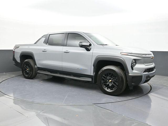 2025 Chevrolet Silverado EV LT
