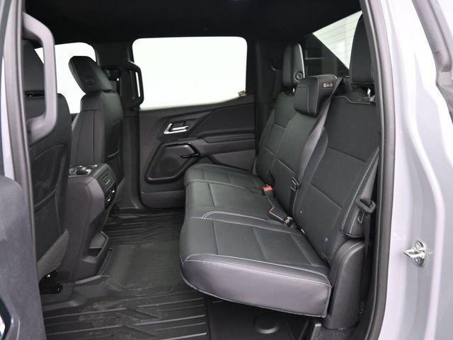2025 Chevrolet Silverado EV LT