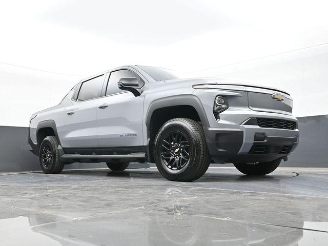 2025 Chevrolet Silverado EV LT