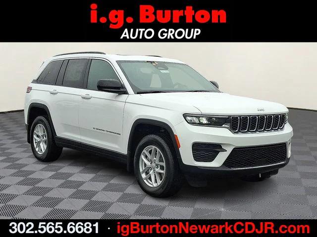 2025 Jeep Grand Cherokee GRAND CHEROKEE LAREDO X 4X4