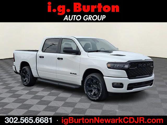 2026 RAM Ram 1500 RAM 1500 EXPRESS CREW CAB 4X4 57 BOX