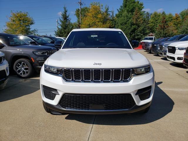 2025 Jeep Grand Cherokee GRAND CHEROKEE LAREDO X 4X4 2025 Jeep Grand Cherokee GRAND CHEROKEE LAREDO X 4X4