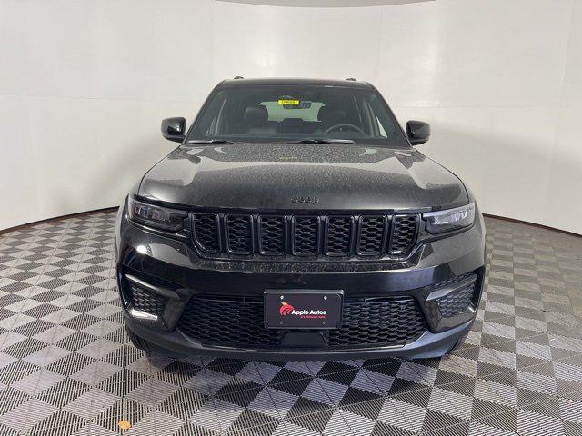 2025 Jeep Grand Cherokee GRAND CHEROKEE ALTITUDE 4X4