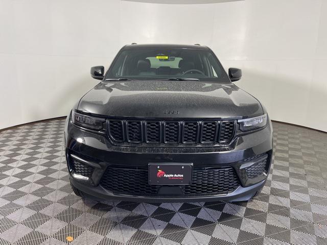 2025 Jeep Grand Cherokee GRAND CHEROKEE ALTITUDE 4X4 2025 Jeep Grand Cherokee GRAND CHEROKEE ALTITUDE 4X4