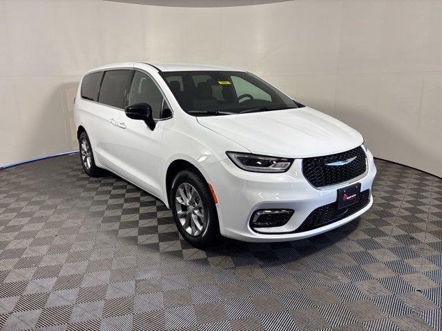 2026 Chrysler Pacifica PACIFICA SELECT AWD 2026 Chrysler Pacifica PACIFICA SELECT AWD