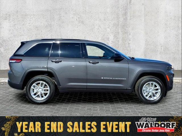 2025 Jeep Grand Cherokee GRAND CHEROKEE LAREDO X 4X4