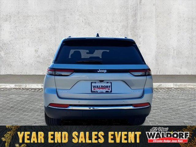 2025 Jeep Grand Cherokee GRAND CHEROKEE LAREDO X 4X4