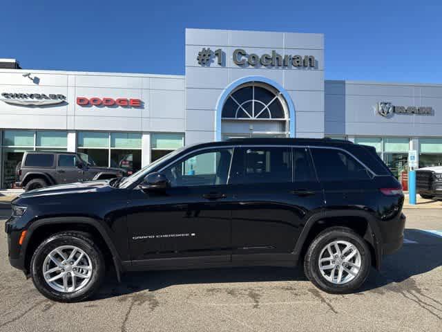 2025 Jeep Grand Cherokee GRAND CHEROKEE LAREDO X 4X4 2025 Jeep Grand Cherokee GRAND CHEROKEE LAREDO X 4X4