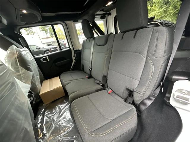 2025 Jeep Wrangler 4-Door Willys 4x4