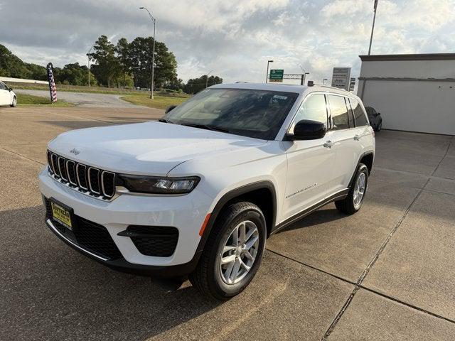 2025 Jeep Grand Cherokee GRAND CHEROKEE LAREDO X 4X2