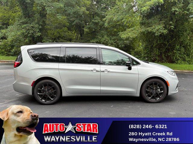 2026 Chrysler Pacifica PACIFICA LIMITED