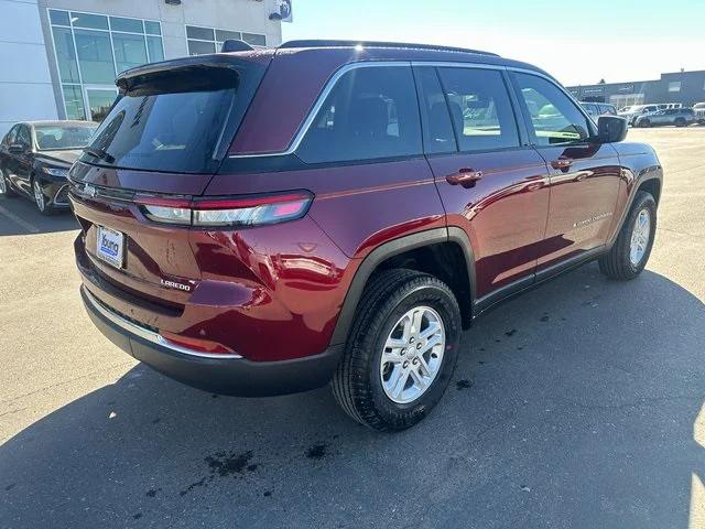 2025 Jeep Grand Cherokee GRAND CHEROKEE LAREDO 4X4