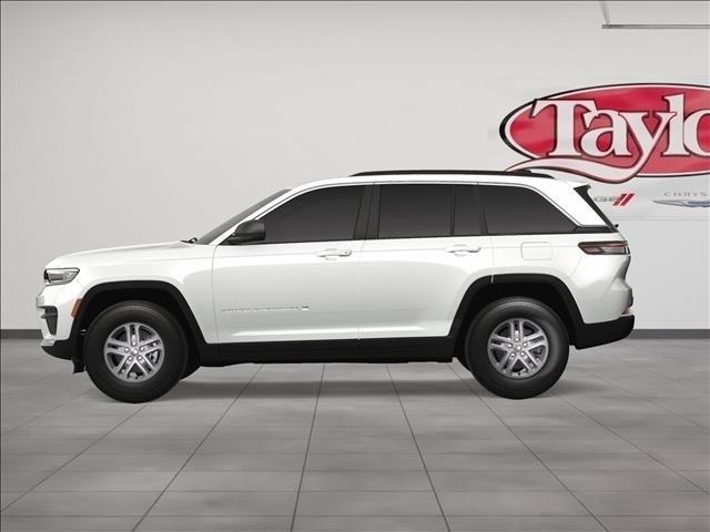 2025 Jeep Grand Cherokee GRAND CHEROKEE LAREDO 4X4