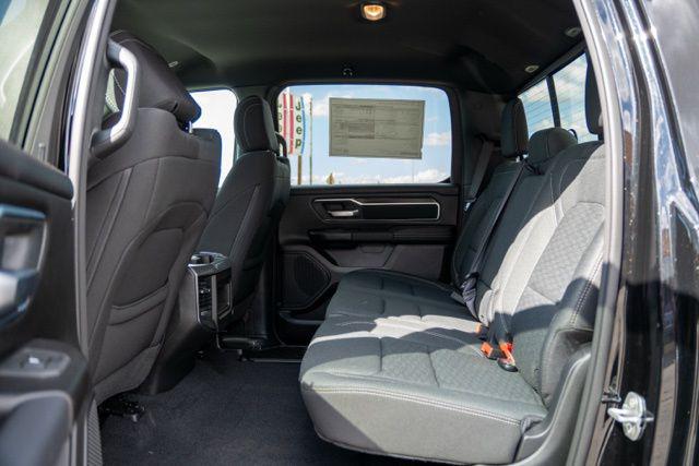 2026 Ram 1500 Big Horn Crew Cab 4x2 5'7" Box