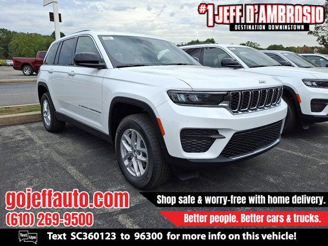 2025 Jeep Grand Cherokee GRAND CHEROKEE LAREDO X 4X4