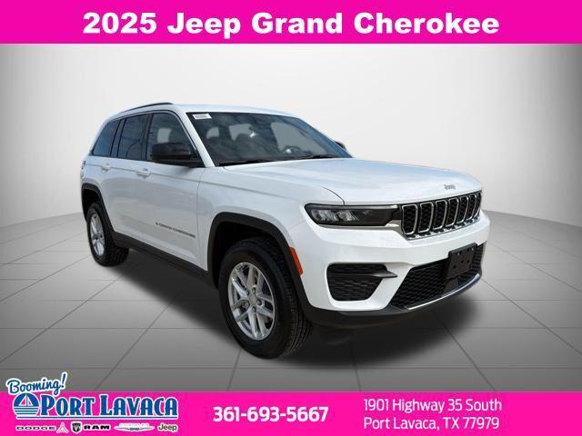 2025 Jeep Grand Cherokee GRAND CHEROKEE LAREDO X 4X2