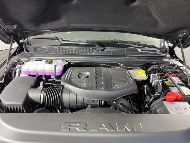 2026 RAM Ram 1500 RAM 1500 LIMITED CREW CAB 4X4 57 BOX