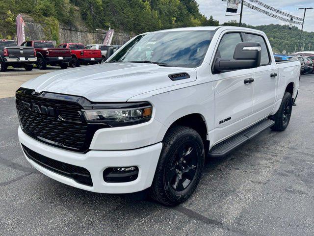 2025 RAM Ram 1500 RAM 1500 TRADESMAN CREW CAB 4X4 57 BOX