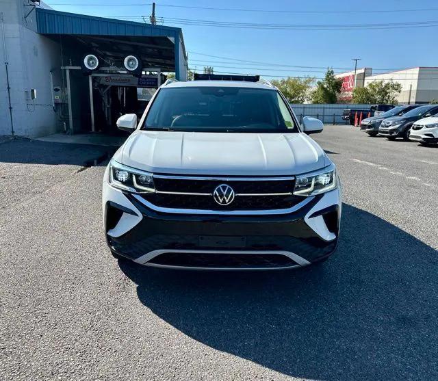 2022 Volkswagen Taos 1.5T SEL 2022 Volkswagen Taos 1.5T SEL