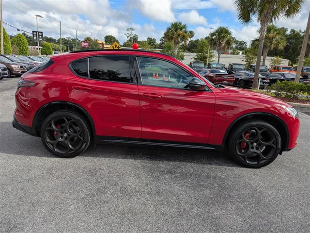 2024 Alfa Romeo Stelvio Competizione AWD