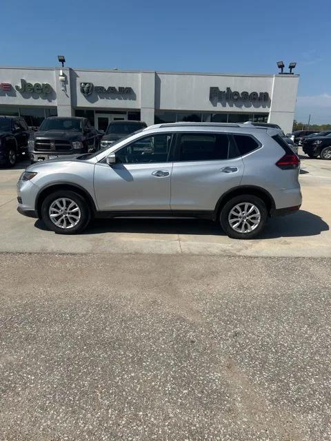 2017 Nissan Rogue SV 2017 Nissan Rogue SV