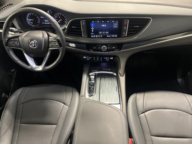 2024 Buick Enclave Essence FWD