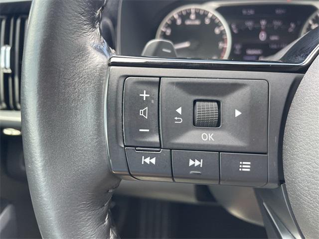 2023 Nissan Pathfinder SL FWD