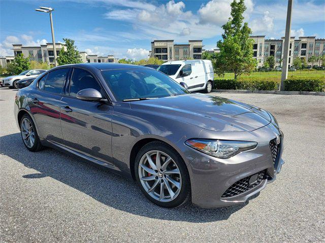 2022 Alfa Romeo Giulia Sprint RWD 2022 Alfa Romeo Giulia Sprint RWD