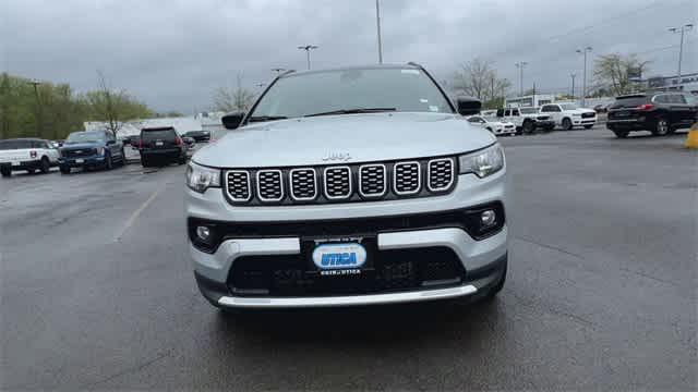 2025 Jeep Compass COMPASS LIMITED 4X4